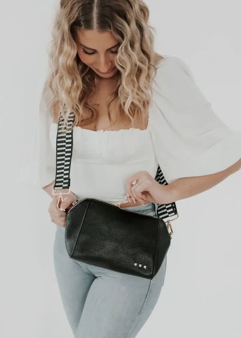 Cassie Crossbody Bag